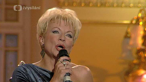 Pod jednou střechou na Žofíně - Pod jednou střechou na Žofíně 2001