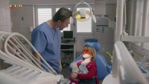 Karsten a Petra - 2/20 Karsten a Petra u zubaře