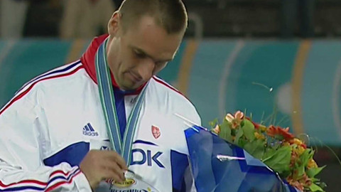 Archiv D - Medaile z helsinské bouře