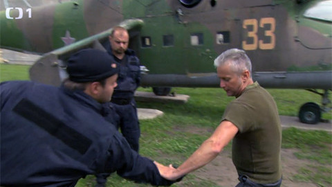 Rub a líc - Tajné služby