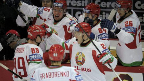 MS v ledním hokeji 2012 Finsko a Švédsko - USA - Bělorusko