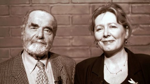 Krásný ztráty - 10. prosince 2001