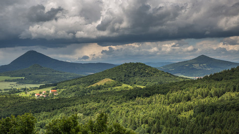 Krajinou domova - 2/8 Vzpomínky na sopky