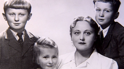 Příběhy 20. století - 14/16 Hrdinové