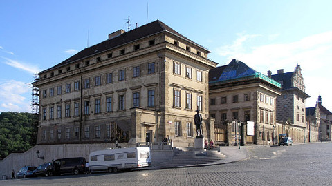 Po Královské cestě s profesorem Františkem Dvořákem - Od Radničních schodů na Hradčanské náměstí