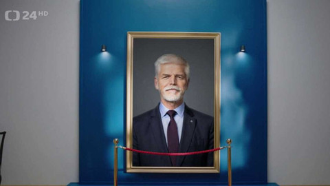 90’ ČT24 - Pražský hrad: Nový prezident, nové pořádky?