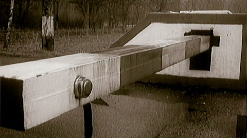 Pozor! Státní hranice - 6/10 Neprojdou!