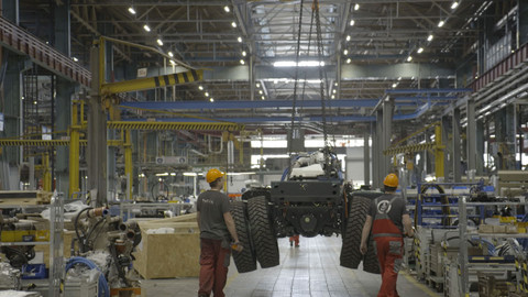 Industrie - 11/12 Továrna na kapitalismus