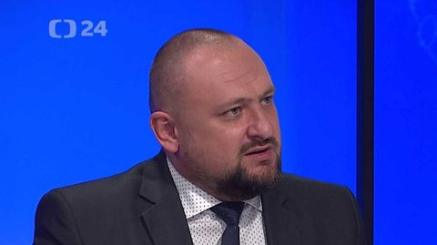 90’ ČT24 - Hrozí kolaps sociálních služeb?