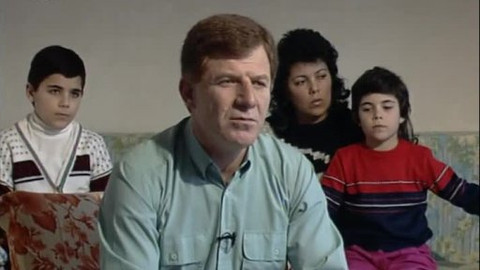 Mezi dveřmi je A.G. - Cizinci u nás