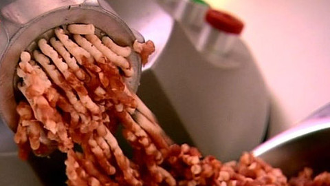 Pod pokličkou - Maso, které meleme, nesmí býti zelené