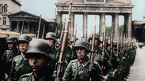Nejdůležitější události 2. světové války v barvě - 8/10 Závod o Berlín