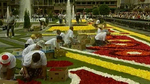 Objektiv - 17. srpna 2003