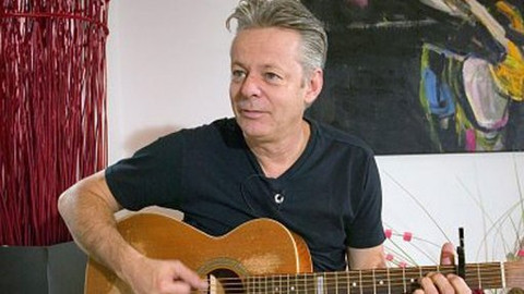 Na plovárně - Tommy Emmanuel