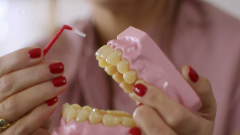 Úsměv, prosím - Mezizubní kartáčky