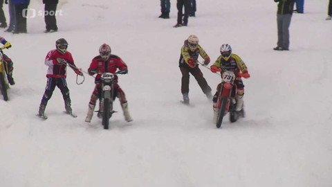 Svět motorů - M ČR v motoskijöringu Dobřany v Orlických horách