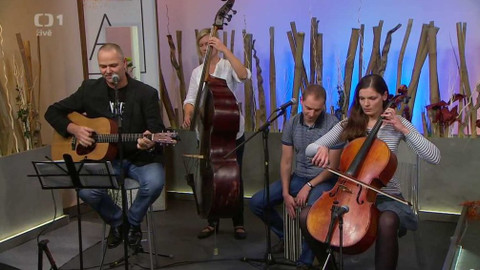 Sama doma - 9. října 2015