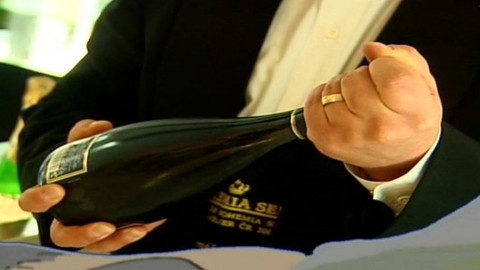 Pod pokličkou - Šumivé víno zná každé bambino