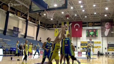 Evropská liga v basketbalu - Arka Gdyně - ZVVZ USK Praha