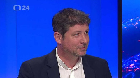 90’ ČT24 - Spor o Koněva