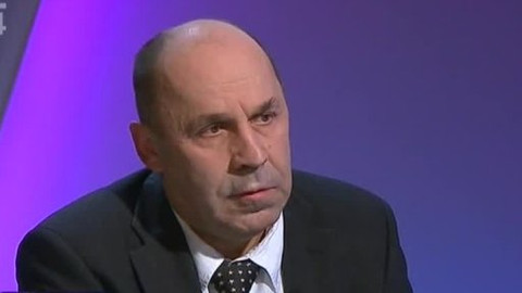 Před půlnocí - 24. února 2012