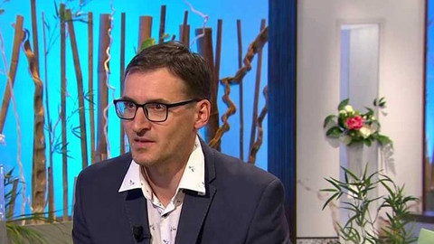 Sama doma - 10. května 2022