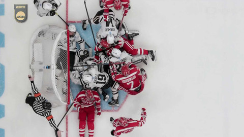 NCAA lední hokej - Western Michigan Broncos - Boston University Terriers