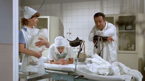 Bakaláři - V porodnici