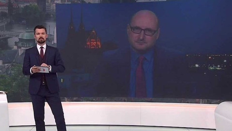 90’ ČT24 - Menšinová vláda ANO s podporou komunistů a SPD?