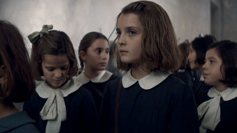 Geniální přítelkyně - 1/8 Panenky