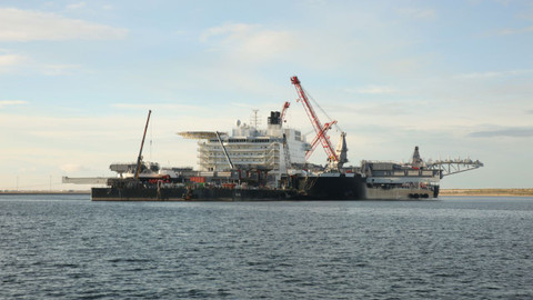 Zázraky techniky - Plavidlo Pioneering Spirit