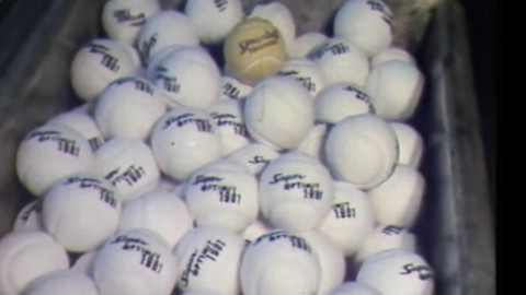 Archiv dne - 25. květen 1981: Tenisový míček