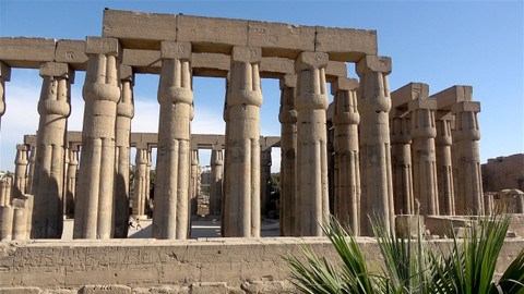 Svědkové času - 2/4 Starověký Egypt: Chrámy na horním Nilu