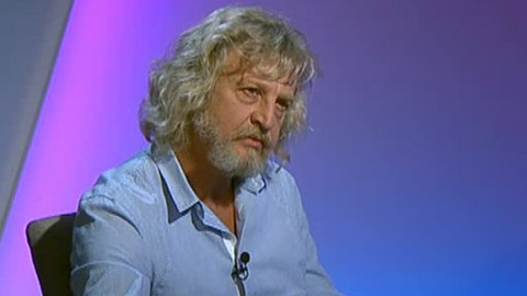 Před půlnocí - 5. října 2012