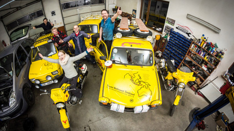 Trabantem z Austrálie do Asie - 1/12 O pár koleček víc