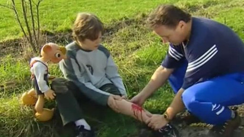 S Hurvínkem za lékařem - 19/26 Pokousání psem