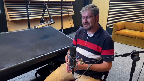 Background ČT24 - Pavel Novák