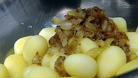 Pod pokličkou - V Krkonoších veselo, když nechybí kyselo