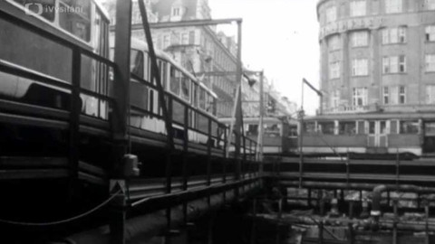 Pražská kronika - Křižovatka