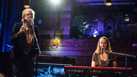 Doupě Mekyho Žbirky - 7/10 Jaroslav Svěcený a Ráchel Skleničková