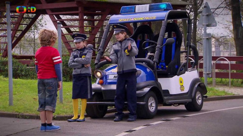 Dětská dopravní policie - Přednost v jízdě