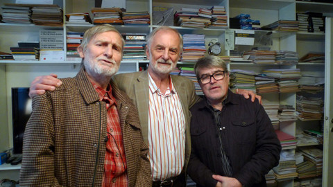 Třistatřicettři - Sisyfovská práce