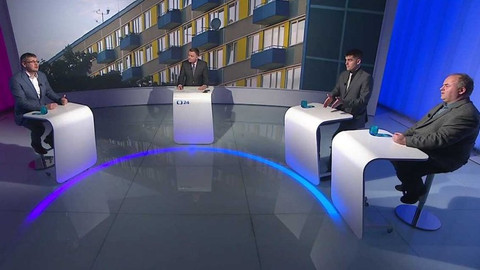 Politické spektrum - Sdílená ekonomika; Možní ohrožení osobních dat na soc. sítích