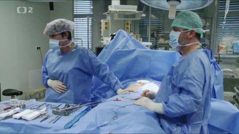 Doktoři - 3/8 Prosím tě, tati...