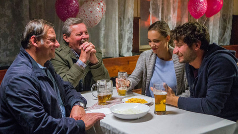 Poldové a nemluvně - 4/13 Dort