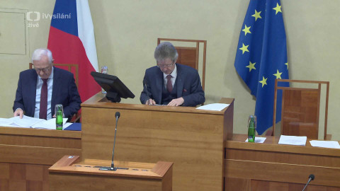 Záznam z jednání schůze Senátu PČR - 23. ledna