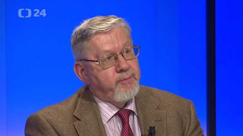 90’ ČT24 - Kdo se hlásí do boje o Pražský hrad