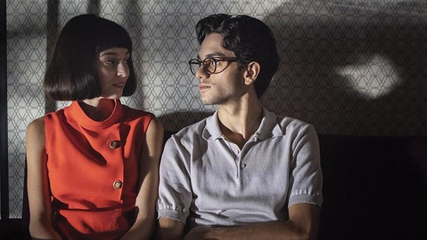 Geniální přítelkyně - 6/8 Zuřivost