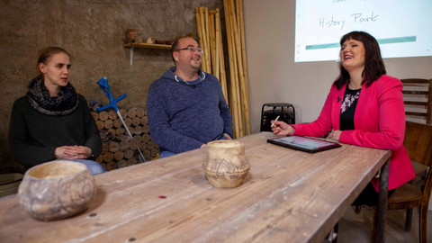 Krotitelé dluhů - Krotitelé dluhů - Aleš Charvát