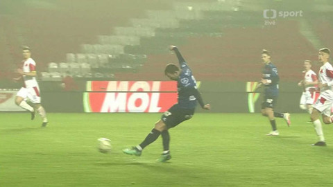 Fotbal - SK Slavia Praha - FC Slavia Karlovy Vary